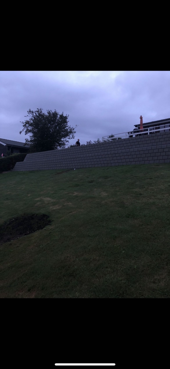 Støttemur opbygget i Aalborg